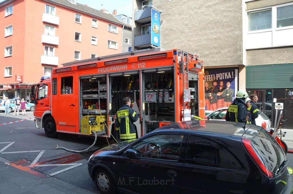 Feuer 2 Y Koeln Altstadt Kyffhaeuserstr P033.JPG - Miklos Laubert